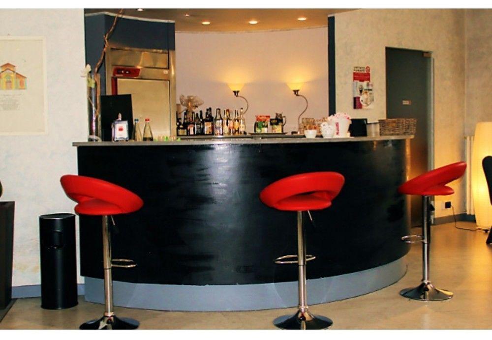 Hotel Salera อัสตี ภายนอก รูปภาพ