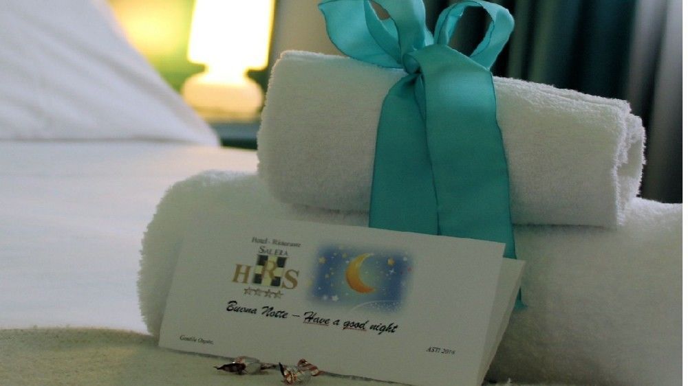 Hotel Salera อัสตี ภายนอก รูปภาพ