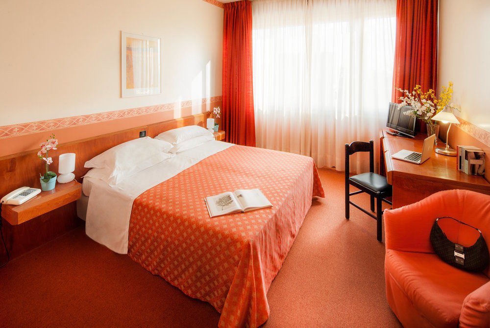 Hotel Salera อัสตี ภายนอก รูปภาพ