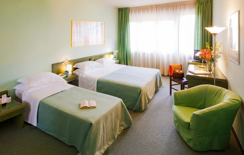 Hotel Salera อัสตี ภายนอก รูปภาพ
