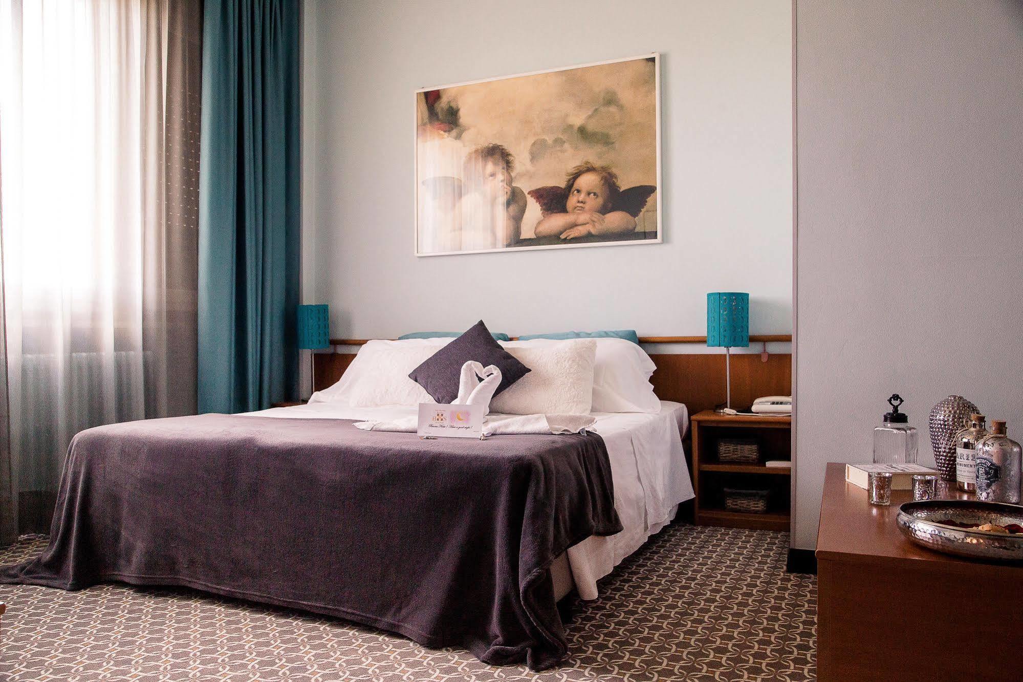 Hotel Salera อัสตี ภายนอก รูปภาพ